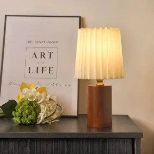 LED-tafellamp in Scandinavisch design van hout