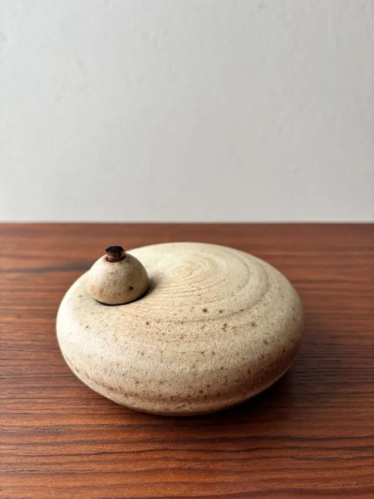 Japandi vaas Freek Berends jaren 70 keramisch design - Afbeelding 2