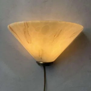 Mid century wandlamp gemarmerd glas messing jaren 70