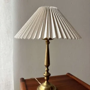 Messing tafellamp met plissé kap l jaren 60 vintage design